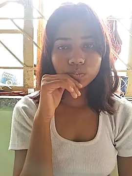  sexy-queen online show from 5, 10, 2025