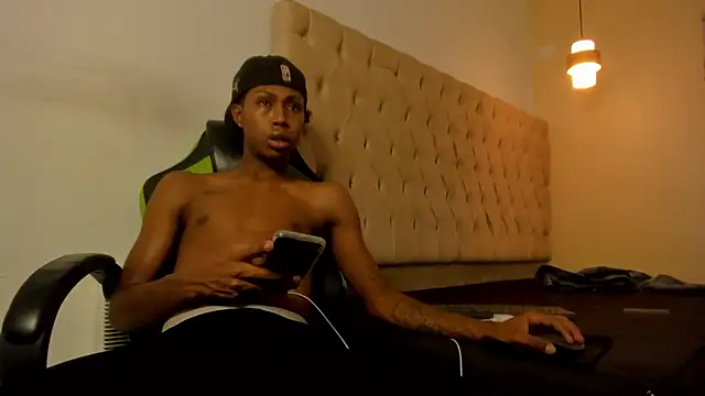 Jax Maliq online show from 2, 11, 2025