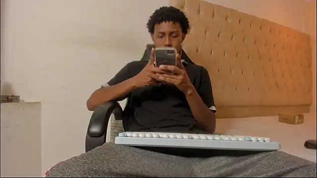 Jax Maliq online show from 27, 11, 2025