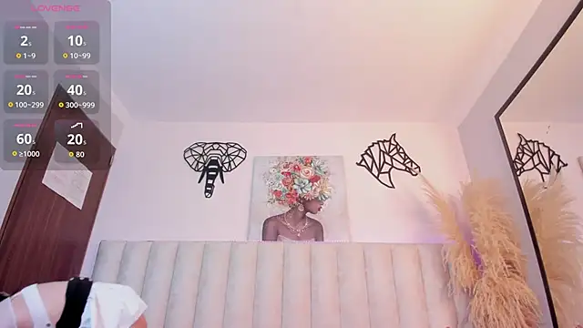 Nina Ford online show from 13, 4, 2026