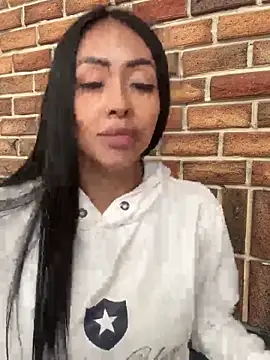 Snapshot of MarianaSandoval27 chatting on 9, 3, 2026 MarianaSandoval27 online show from 9, 3, 2026