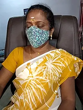 Snapshot of umashreetamil chatting on 9, 3, 2026 umashreetamil online show from 9, 3, 2026