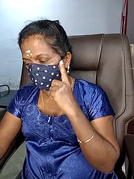 Snapshot of umashreetamil chatting on 11, 3, 2026 umashreetamil online show from 11, 3, 2026