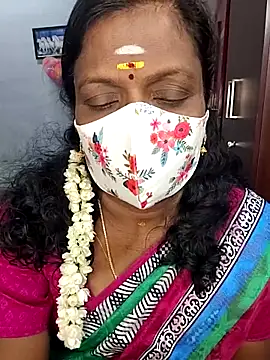 Snapshot of umashreetamil chatting on 25, 3, 2026 umashreetamil online show from 25, 3, 2026