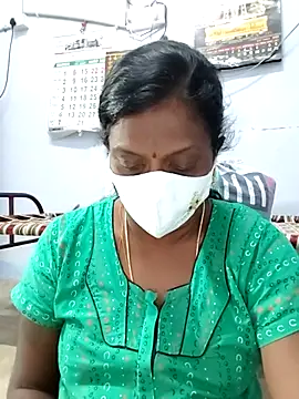 Snapshot of umashreetamil chatting on 1, 4, 2026 umashreetamil online show from 1, 4, 2026