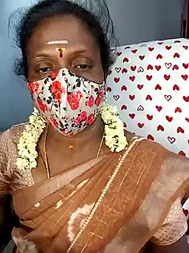 Snapshot of umashreetamil chatting on 3, 4, 2026 umashreetamil online show from 3, 4, 2026