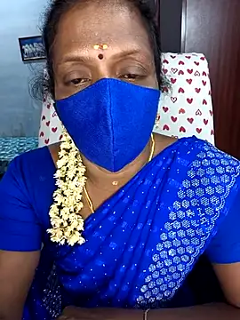 Snapshot of umashreetamil chatting on 10, 4, 2026 umashreetamil online show from 10, 4, 2026