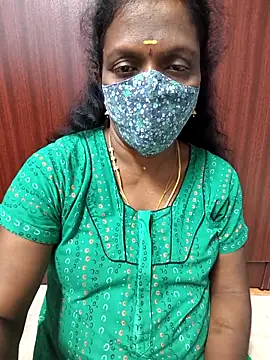 Snapshot of umashreetamil chatting on 16, 4, 2026 umashreetamil online show from 16, 4, 2026