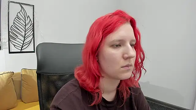 Hailey Foxy online show from 27, 3, 2026