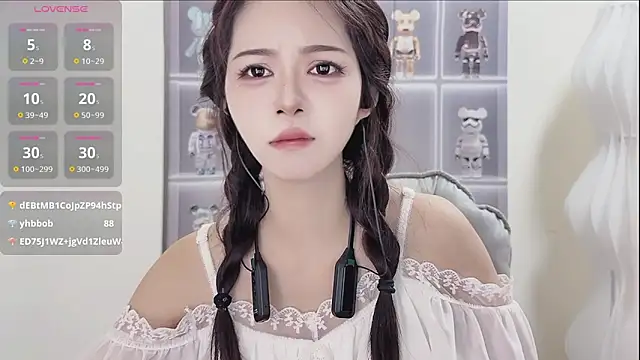 Snapshot of Sue101010 chatting on 9, 9, 2025 Sue101010 online show from 9, 9, 2025