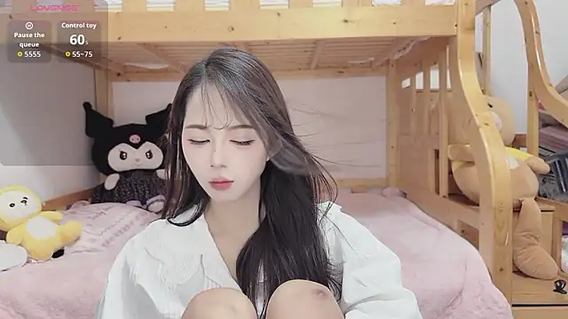 Snapshot of Sue101010 chatting on 24, 9, 2025 Sue101010 online show from 24, 9, 2025