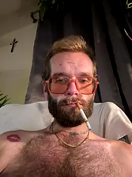 Snapshot of hungspundick1 chatting on 11, 10, 2025 hungspundick1 online show from 11, 10, 2025