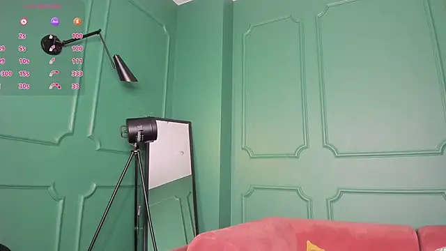 Lina Glow online show from 13, 3, 2026