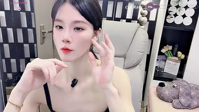 Yueyue-MM online show from 21, 5, 2026