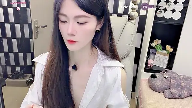 Yueyue-MM online show from 28, 5, 2026