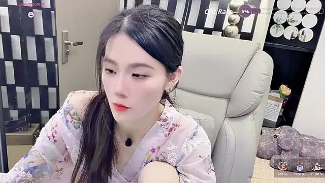 Snapshot of Yueyue-MM chatting on 7, 6, 2026 Yueyue-MM online show from 7, 6, 2026