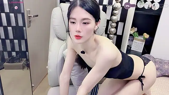 Snapshot of Yueyue-MM chatting on 8, 6, 2026 Yueyue-MM online show from 8, 6, 2026