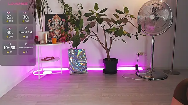 ChloeSummers online show from 15, 10, 2025