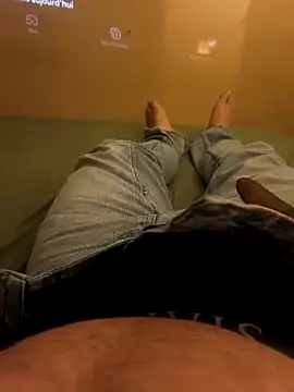 Snapshot of Normalludo0202 chatting on 5, 2, 2026 Normalludo0202 online show from 5, 2, 2026