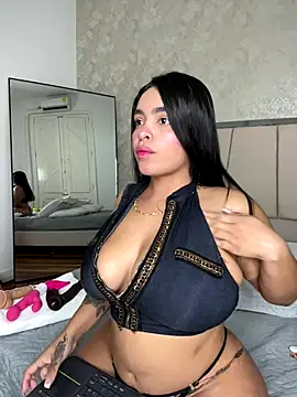 Danna 222 online show from 17, 9, 2025