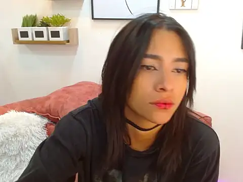 Aliciacute   online show from 4, 10, 2025