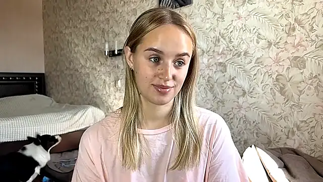 ElisabetLorney online show from 11, 9, 2025