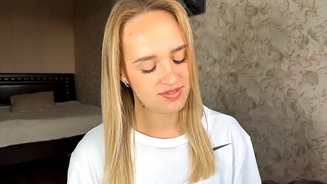 ElisabetLorney online show from 23, 9, 2025