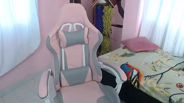 Zulema R1 online show from 1, 2, 2026