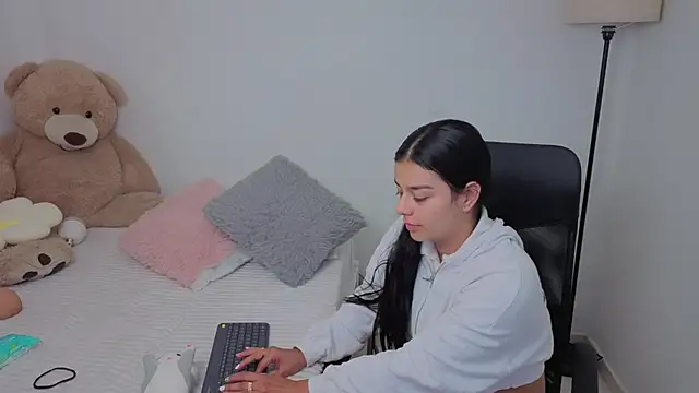 valerihouse online show from 21, 11, 2025