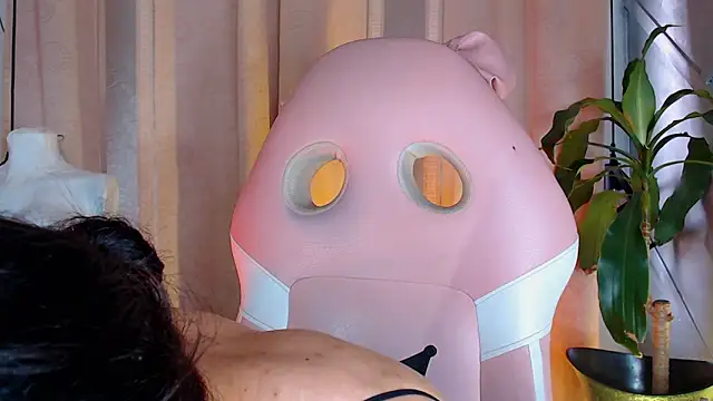 Snapshot of Cristal_Gem1 chatting on 12, 5, 2026 Cristal Gem1 online show from 12, 5, 2026
