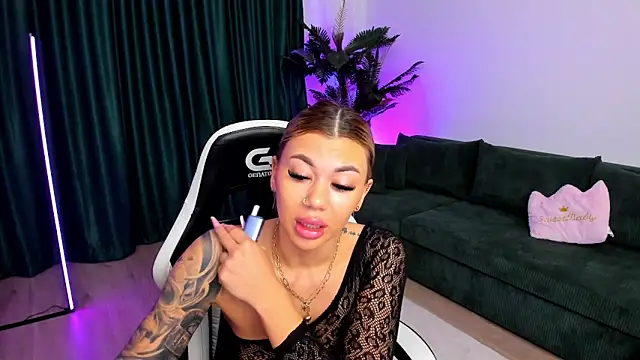 xPuka online show from 4, 2, 2026