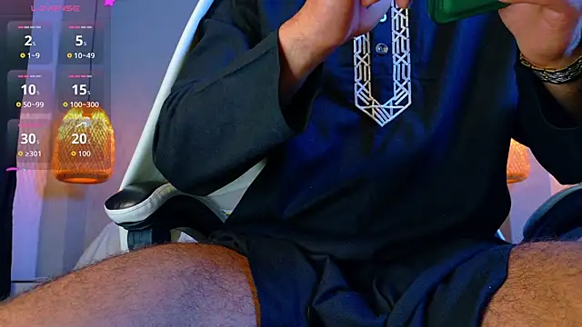 Thaiel Fosteer online show from 18, 3, 2026