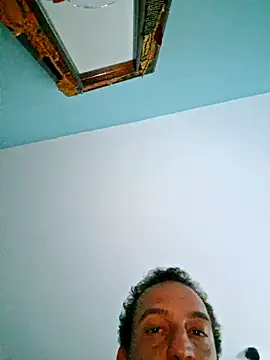 Snapshot of strangerwild chatting on 29, 9, 2025 strangerwild online show from 29, 9, 2025