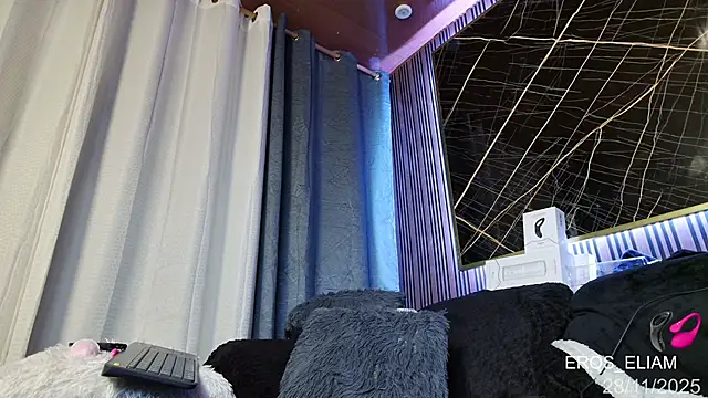 eroseliam online show from 28, 11, 2025