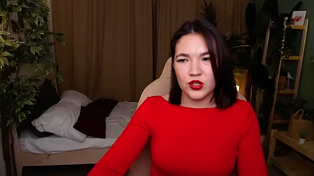 Halle Berrry online show from 14, 11, 2025