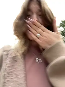 Snapshot of Mimiumuy chatting on 22, 9, 2025 Mimiumuy online show from 22, 9, 2025