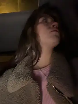 Snapshot of Mimiumuy chatting on 21, 12, 2025 Mimiumuy online show from 21, 12, 2025