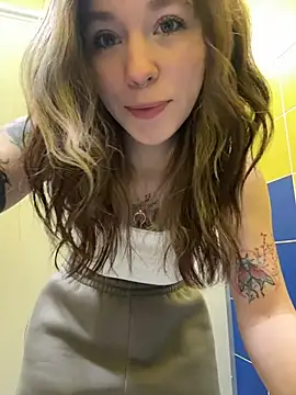 Snapshot of Mimiumuy chatting on 22, 12, 2025 Mimiumuy online show from 22, 12, 2025