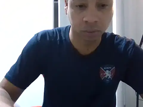 JUNINHOLEKE online show from 19, 9, 2025