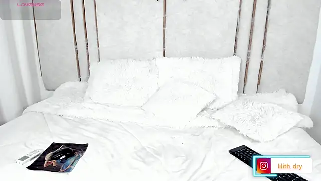 Lilith dry online show from 11, 10, 2025