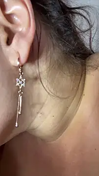 sarahreyess 11 online show from 8, 11, 2025