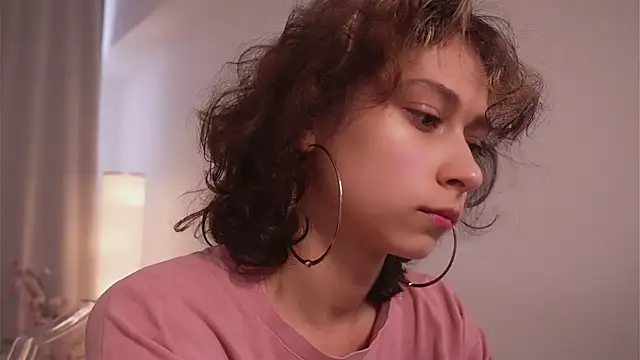 Snapshot of MimiLicks chatting on 30, 9, 2025 MimiLicks online show from 30, 9, 2025