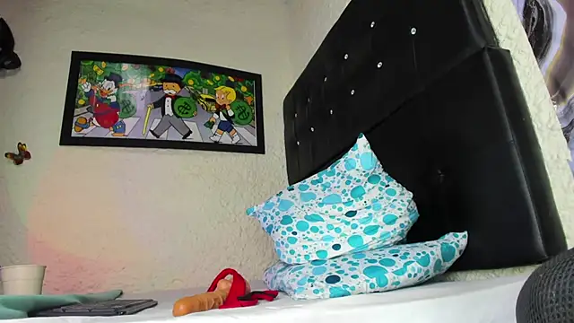 Snapshot of luiferrodri chatting on 8, 6, 2026 luiferrodri online show from 8, 6, 2026