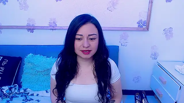 Eva Roussell online show from 16, 9, 2025