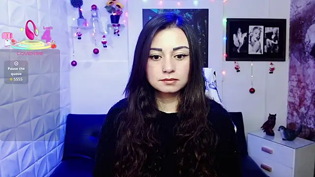 Eva Roussell online show from 16, 12, 2025