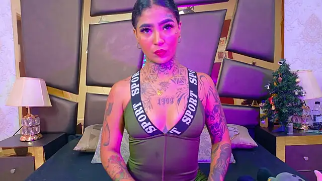 EmilieLake online show from 13, 12, 2025