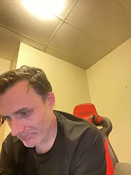 Snapshot of NicPolaris chatting on 5, 4, 2026 NicPolaris online show from 5, 4, 2026