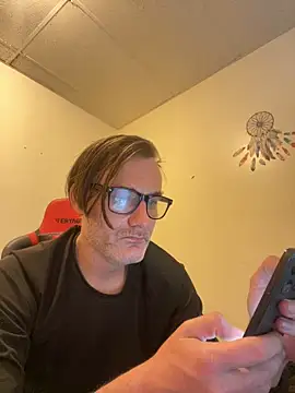 Snapshot of NicPolaris chatting on 5, 4, 2026 NicPolaris online show from 5, 4, 2026