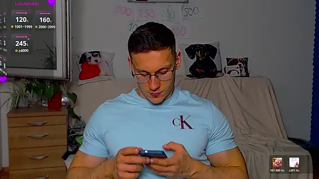 Snapshot of ZeinMiracles chatting on 28, 4, 2026 ZeinMiracles online show from 28, 4, 2026