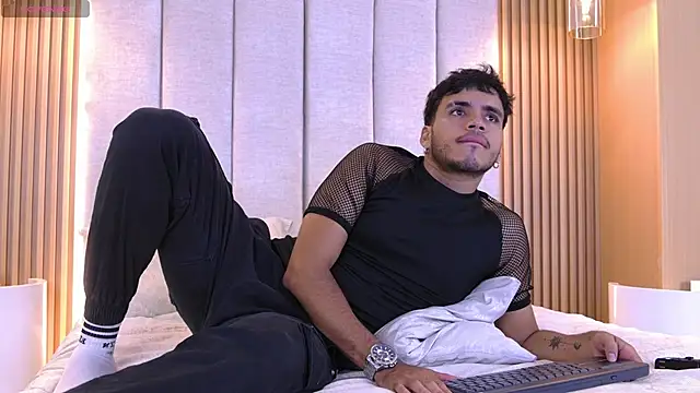 AlexanderJordan online show from 4, 10, 2025